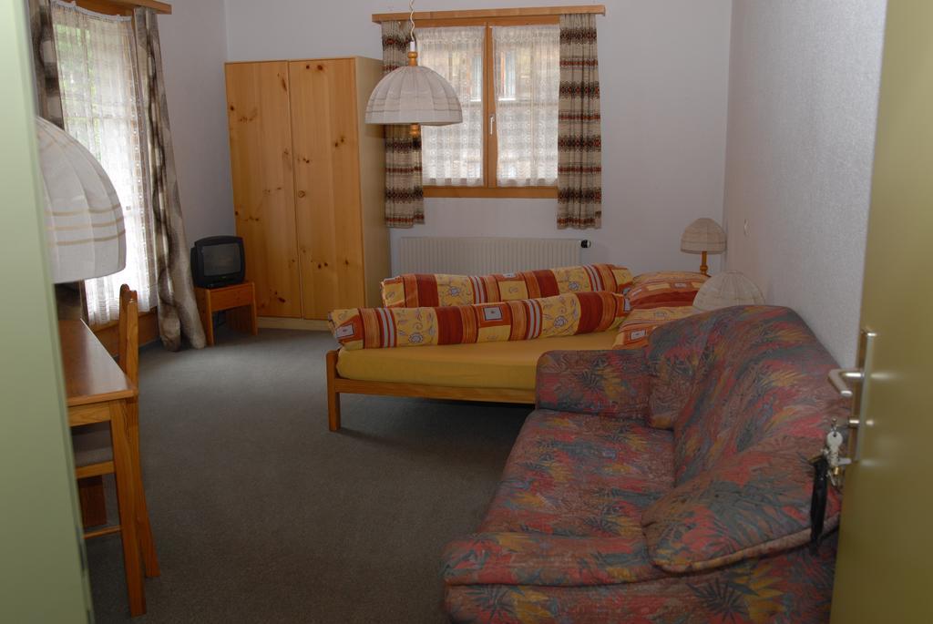 Hotel Reich Thusis Habitación foto